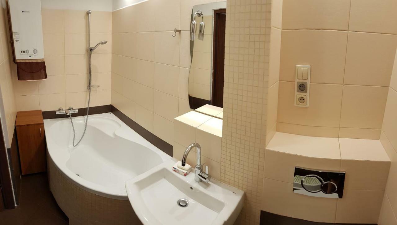 Apartament Rsl Ruda Slaska Bagian luar foto