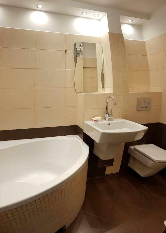 Apartament Rsl Ruda Slaska Bagian luar foto